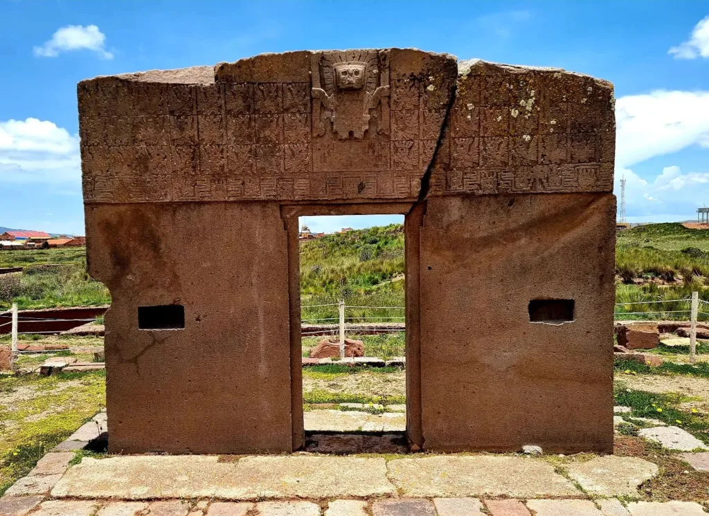 Bolivia – Tiwanaku - Marian Adventures