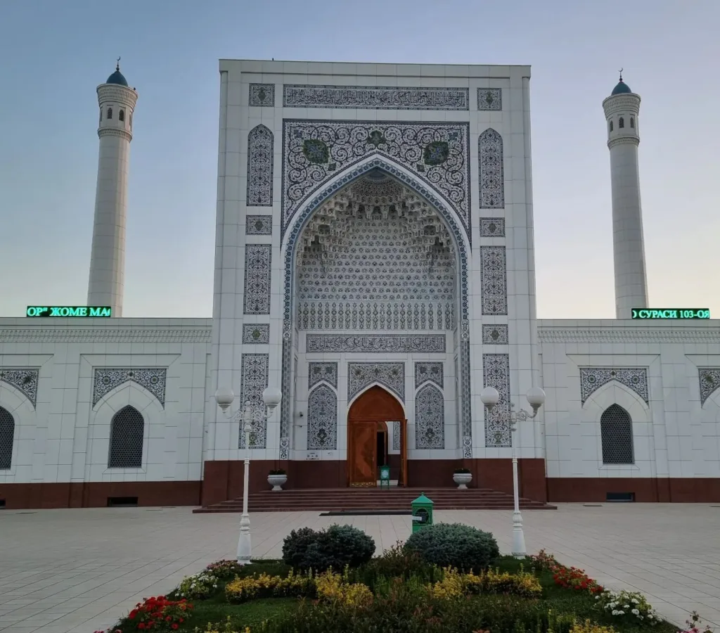 Uzbekistan – Tashkent - Marian Adventures