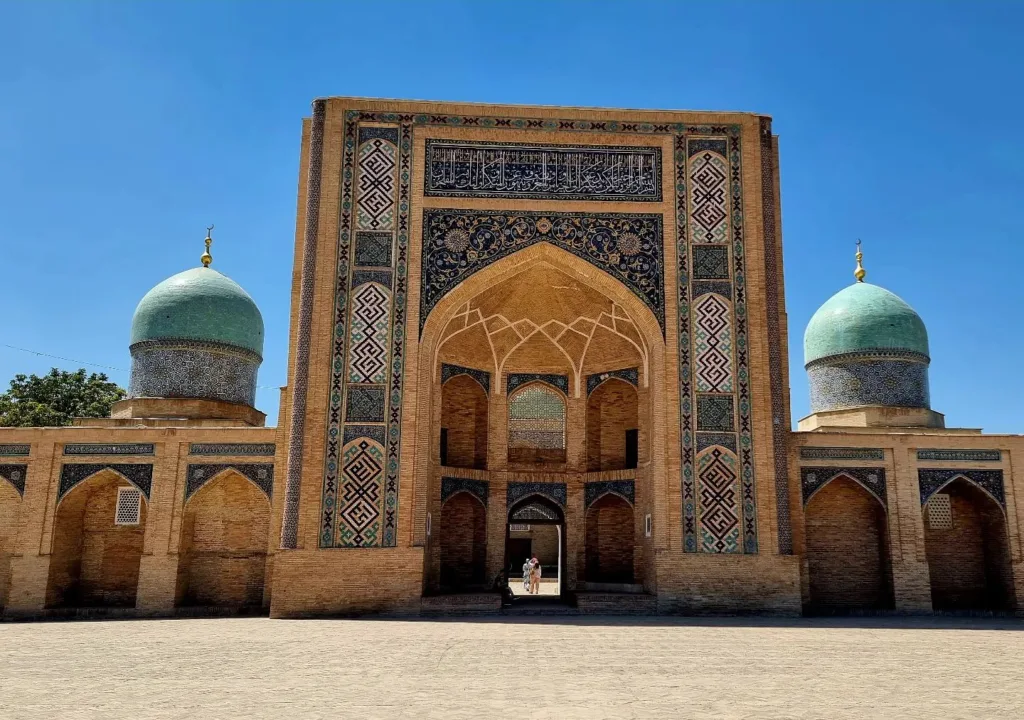 Uzbekistan – Tashkent - Marian Adventures